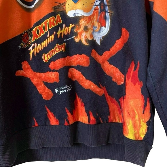 Cheetos Flamin' Hot Forever 21 Pullover Sweatshirt Retro Orange Black Size Large - Picture 4 of 8
